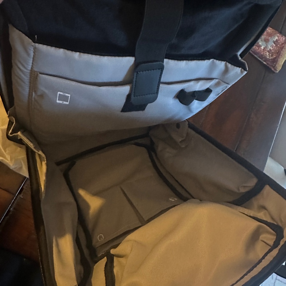 Mark Ryden Zeus Men's Backpack - Picture 3 of 8